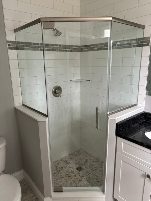 NeoAngle Shower Door